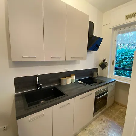 Milly House Apartament *
