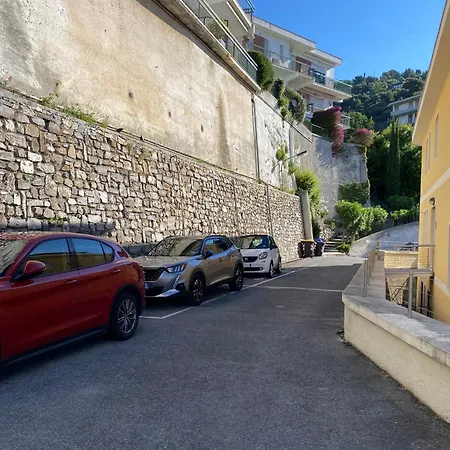 Milly House Lägenhet Alassio